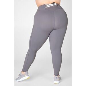 Fabletics Trinity High-Waisted Pocket Legging Size 3Xl Nw Detailed Tag